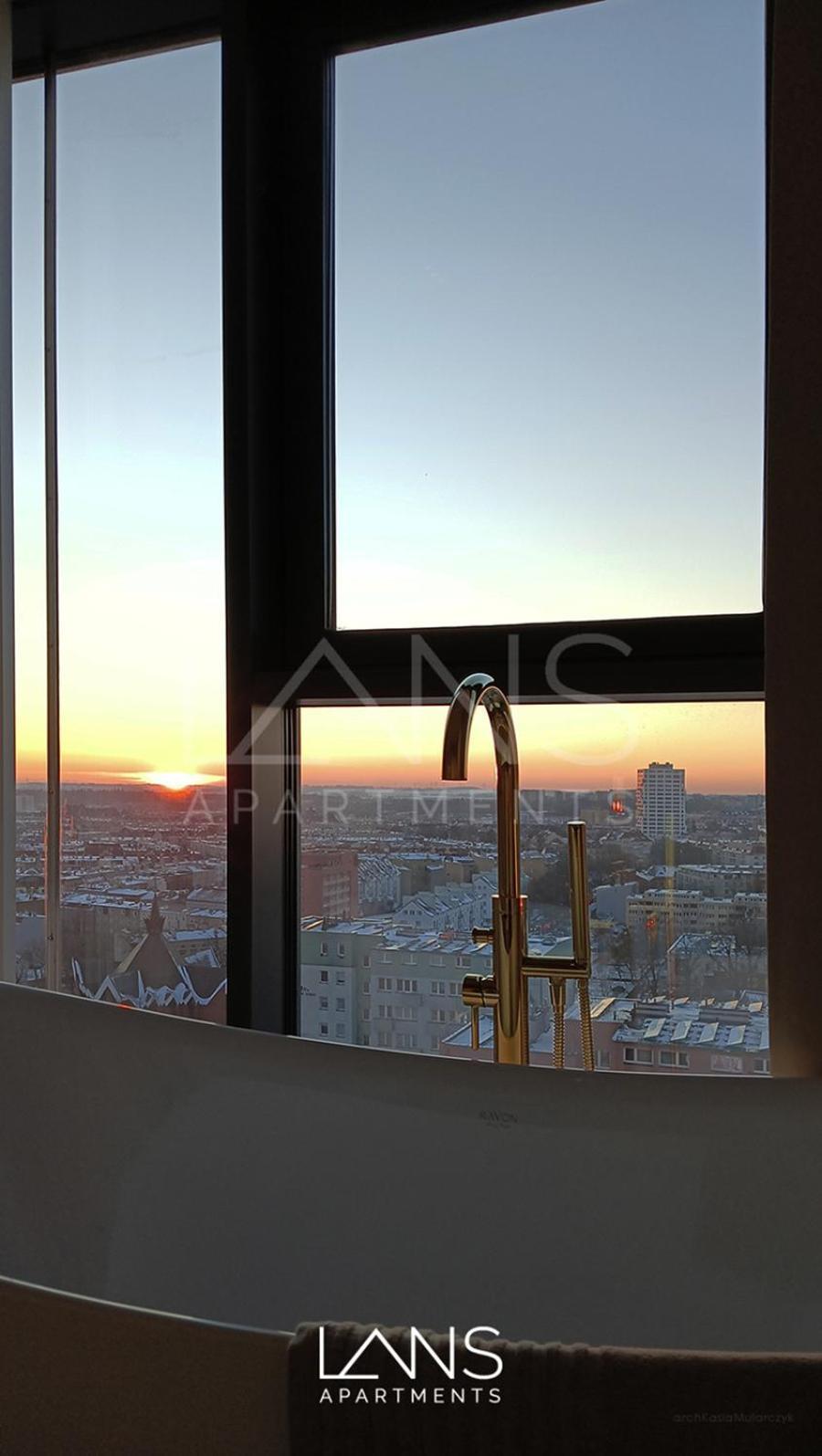 Hanza Tower Bohemia 22 Pool & Jacuzzi Szczecin Buitenkant foto